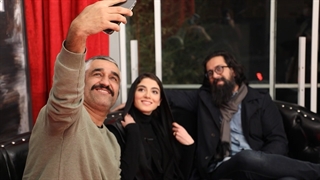 تیزر قسمت 3 مولن روژ با پژمان جمشیدی، پردیس پورعابدینی و سیدمرتضی فاطمی