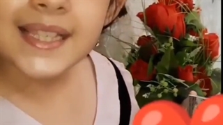 رضایت دختر زیبا و شیرین زبان درباره عسل عصاره سبلان