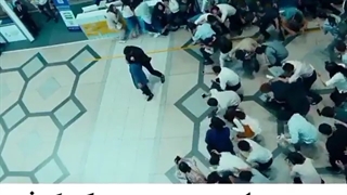 هیچ وقت نباید یه کس و دست کم بگیری