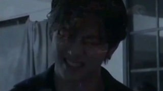 چقدر از این پسره متنفرم منو یاد شبکه مستند میندازه خخخ اما خدایی بد داشت میسوخت