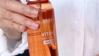 اسپری فیکس 3in1 حاوی ویتامین سی و نیاسینامید دکتر راشل