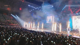 اجرای آهنگ Power از اکسو در کنسرت EXpOration (SEOUL)