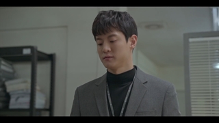 فصل 2 قسمت 6 سریال ردیاب + زیرنویس فارسی Tracer با بازی ایم شی وان