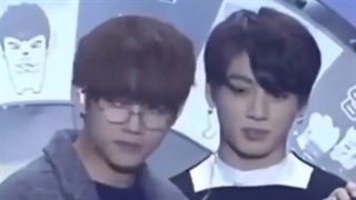 نگران بیبیشهT_T♡