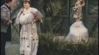 شبی در نمایش چارلی چاپلین نسخه رنگی