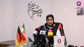 مریم حجتی مدرس زبان انگلیسی در جمع خبرنگاران