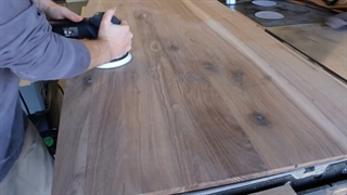 آموزش زدن روغن جلا چوب