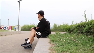 وی‌لاگ کیونگ تیوب بکهیون در تاریخ 29 ژوئن سال 2019 با زیرنویس فارسی چسبیده