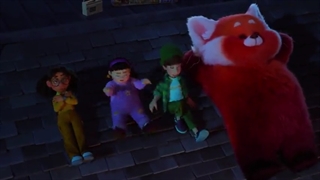 انیمیشن قرمز شدن با زیرنویس فارسی چسبیده Turning Red 2022