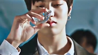 هاروتو عضو ترژر TREASURE (فک کنم بایسم داره عوض میشه خخ)