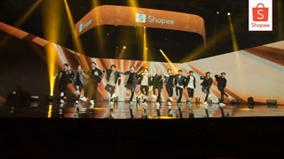 اجرای آهنگ  JIKJIN از گروه TREASURE در SHOPEE