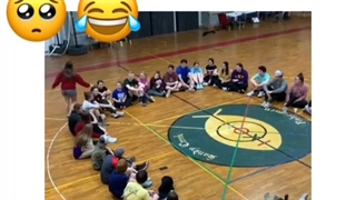 تو مدرسه این بازی سخته چون اسفالته ولی بازم باحاله