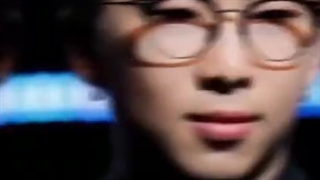 اعضای بی تی اس با عینک (چقدر جذاب و کیوت)(｡♡‿♡｡)