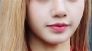 دلم میخواد الان  ریکشن اون احمقایی که میگن لیسا عمل کرده  ببینم ؛)