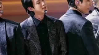 ادیت عکس های  بی تی اس در مراسم گرمی 2022