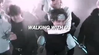 ما فقط هفت نفریم ⁦⁦:,-)⁩