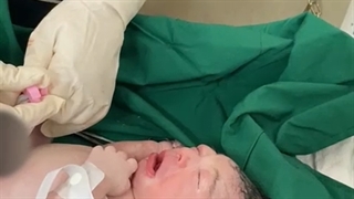 فیلم واقعی زایمان طبیعی آیهان عزیز