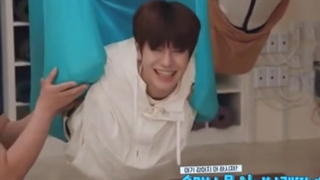 یک روز یوگای نرمال با پسران نرمال اسکیز: