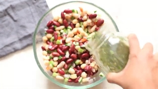 طرز تهیه سالاد سه لوبیا