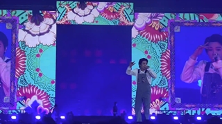 اجرای کامل Idol در اولین روز کنسرت لاس وگاس  با کیفیت ۱۰۸۰