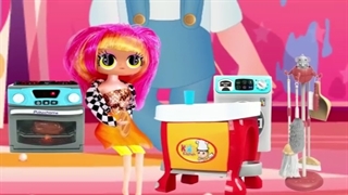 عروسک بازی و خلق لحظاتی شاد و خوشمزه