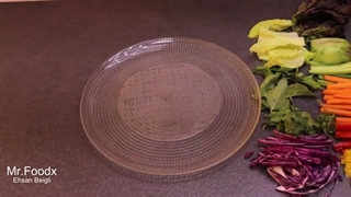 سالاد بهاری با سس بادام زمینی