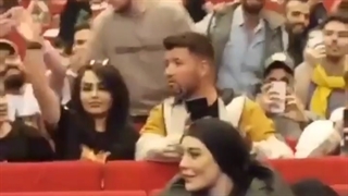 حضور سحر قریشی و مادر امیر تتلو در کنسرت