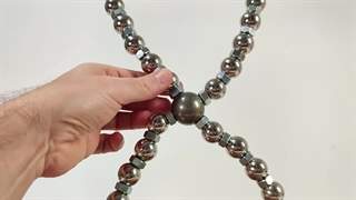 این بازی رو به شدت هستم