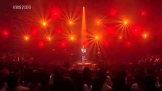 اجرای آهنگ میا (mia)