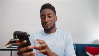 آینده دوبین اسمارت فون ها چیست ؟ (مارکز برون توضیح میدهد)