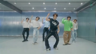 کاور رقص آهنگ NANANA گات سون توسط گروه BOYSTORY