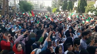 اجرای سرود سلام فرمانده در شهر اسفراین