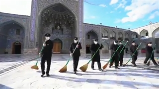 امام رضا(ع)- به عشق تو یاهو میزنم- حرمت رو جارو میزنم- آقا فدات شم