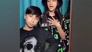 من ننه این بچه رو تو تخت میخوام