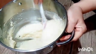 کیک اسفنجی ساده تنوری