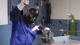 خم کردن میلگرد با استفاده از سرپیک گرمکن هواگاز