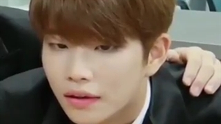 اینکه همیشه میخنده دلیل نمیشه خسته نشه❤