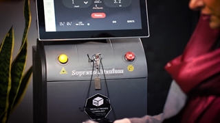 دستگاه لیزر موهای زائد تیتانیوم