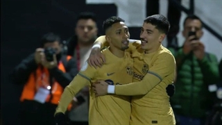 گل اول بارسلونا به سئوتا (توسط رافینیا) - 29 دی 1401